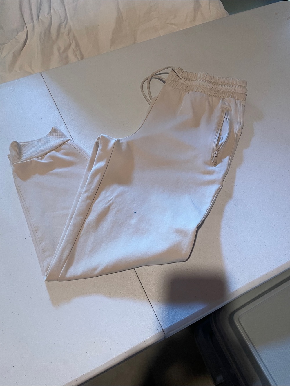 Old Navy Cream Men's Jogger Sweatpants